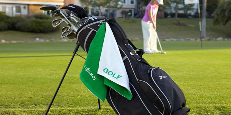 Khăn Golf – Phụ Kiện Không Thể Thiếu Của Golfer