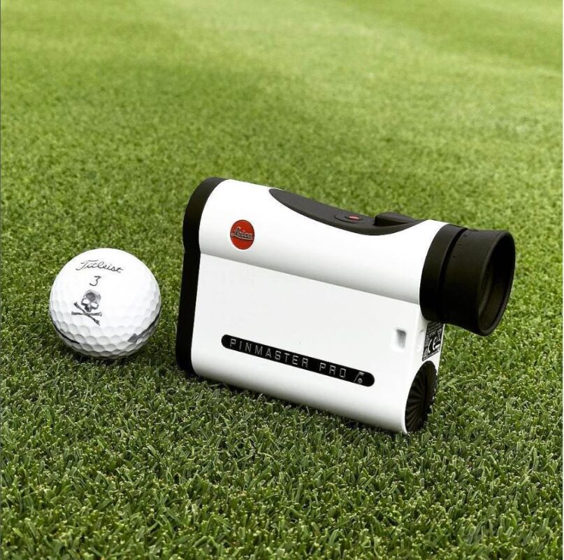 Máy đo khoảng cách là một dụng cụ hỗ trợ rất quan trọng trong đồ chơi golf nam